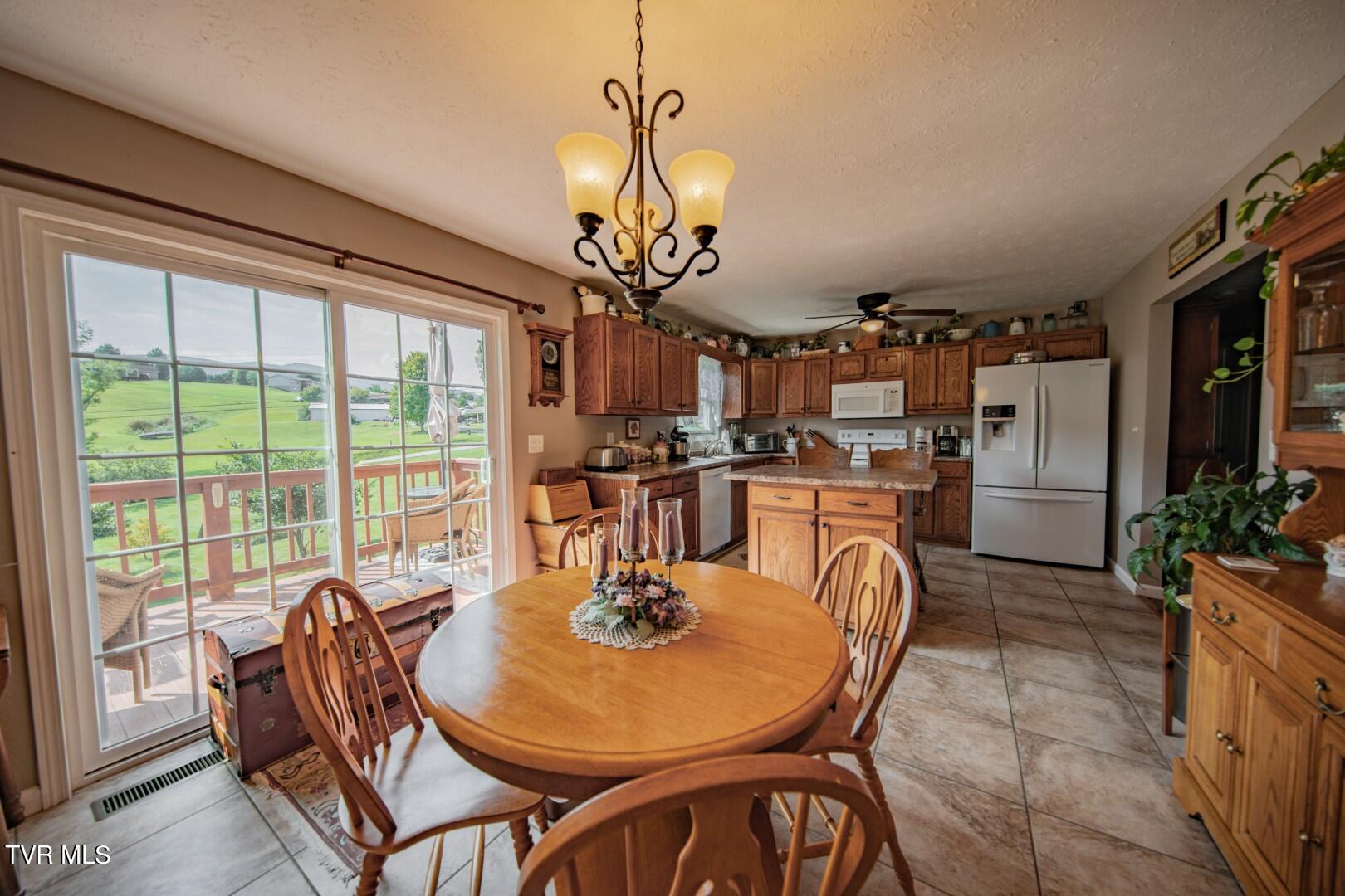 1109 Caleb Lane Newport, TN 37821 - Photo 12 of 40 10.6