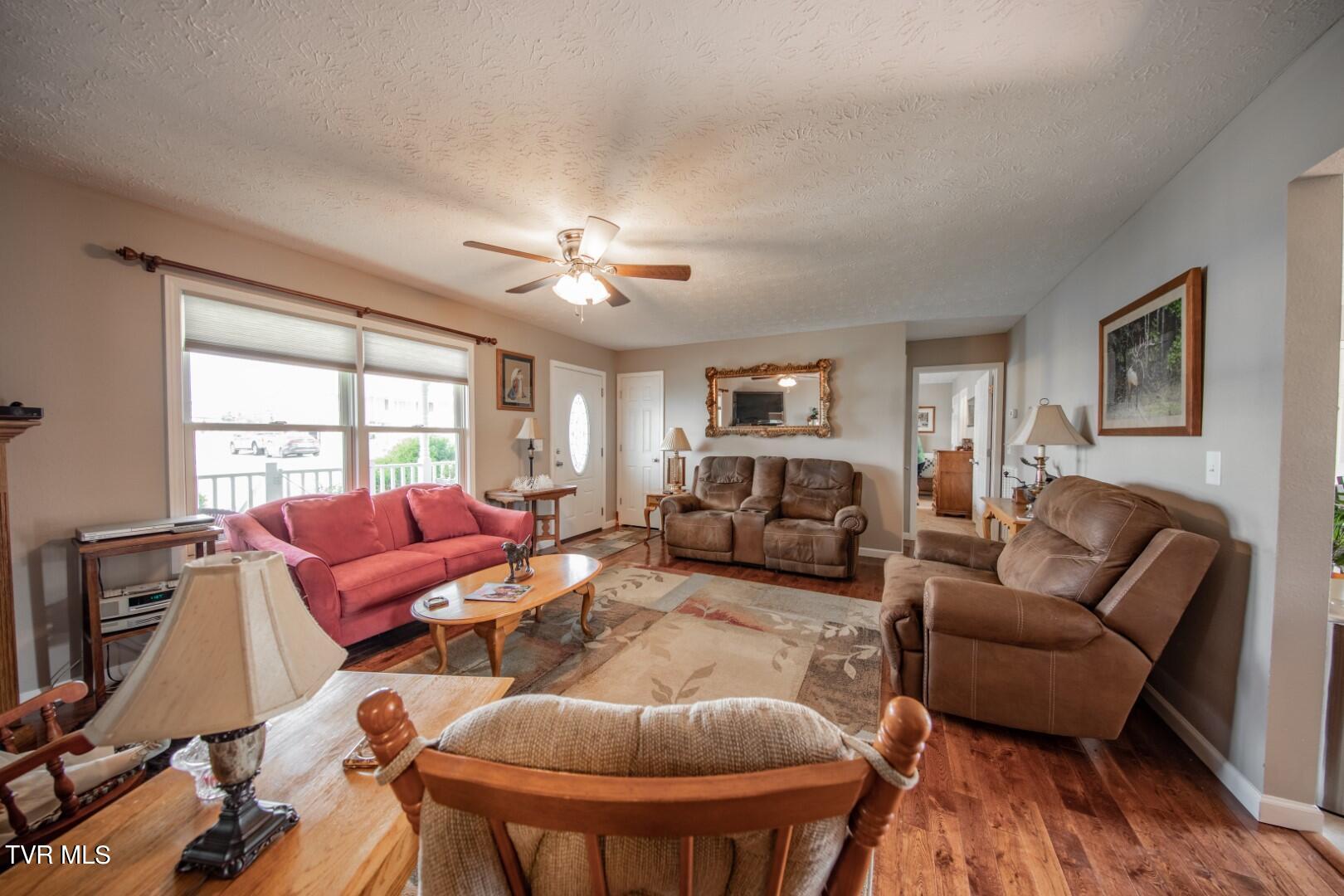 1109 Caleb Lane Newport, TN 37821 - Photo 16 of 40 12