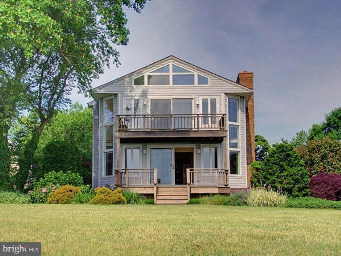 8105 Ventnor Road Pasadena, MD 21122 - Photo 1 of 26 Exterior (Main)