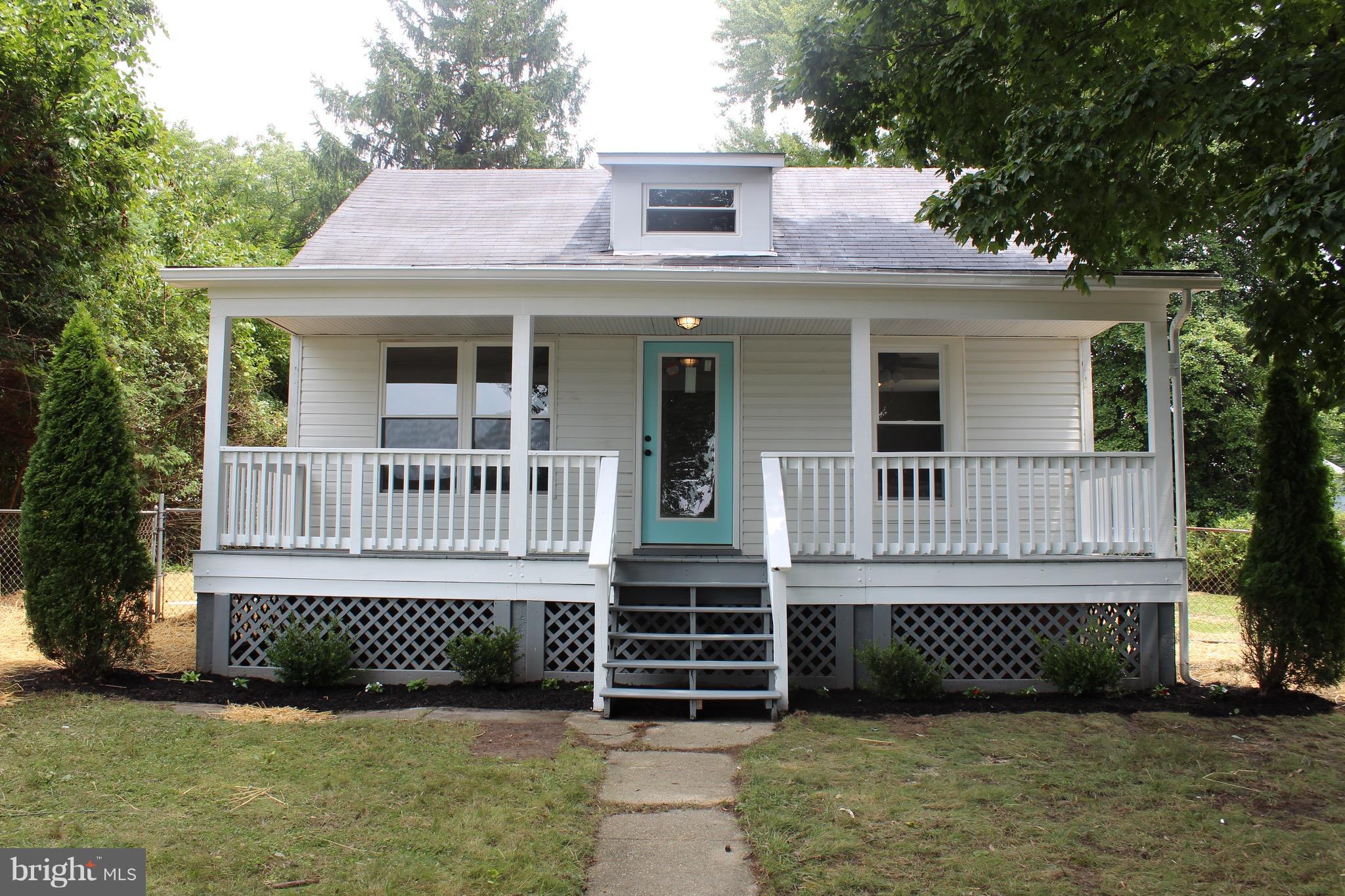 7530 East Battle Grove Road Dundalk, MD 21222 - Photo 20 of 27 front view of a house