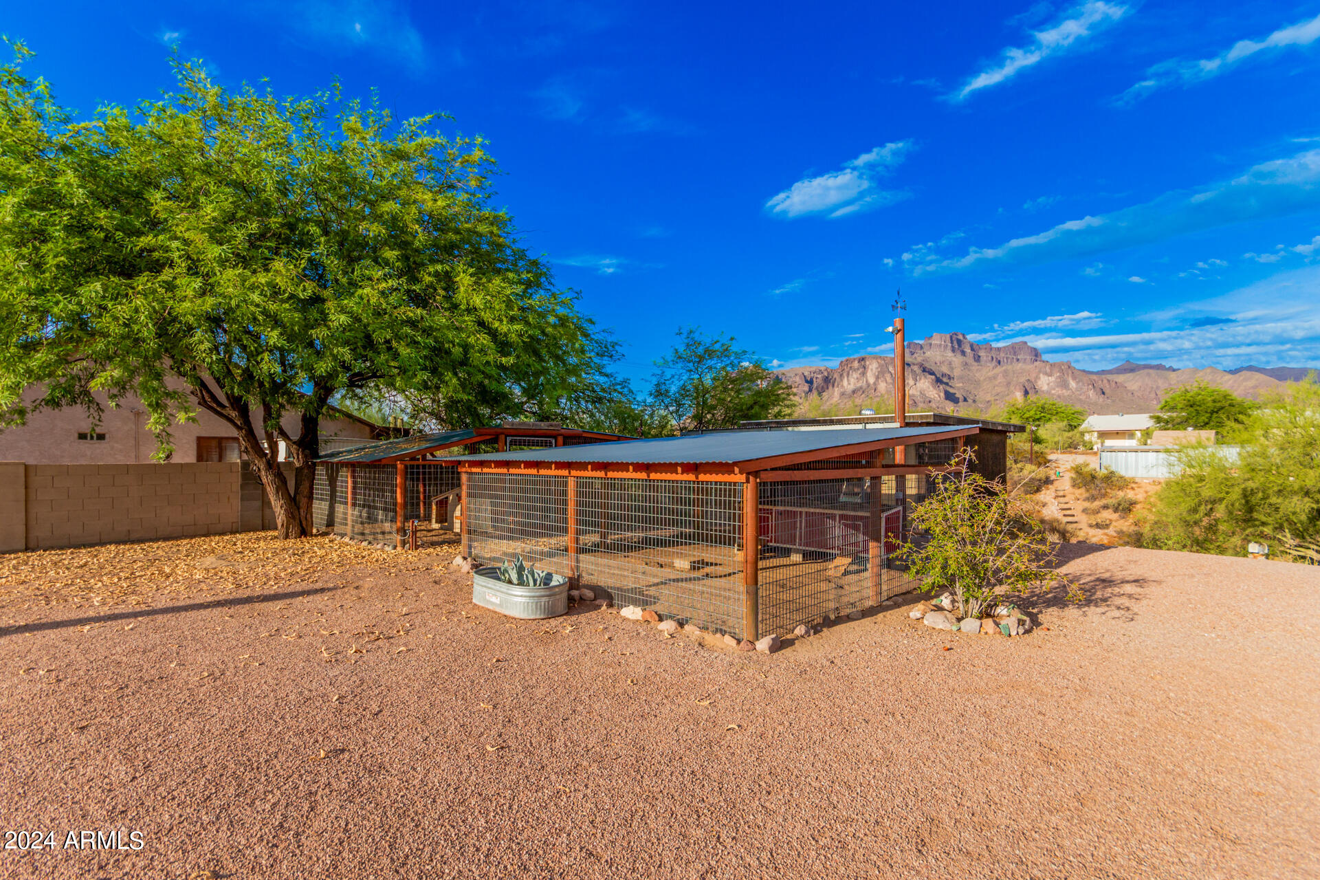 735 North Arroya Road Apache Junction, AZ 85119 - Photo 8 of 70 a view of a outdoor space
