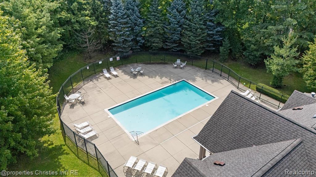 27087 Victoria Road Novi, MI 48374 - Photo 38 of 38
