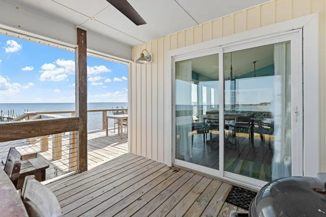 $699,900 | 2120 Highway 98 West, Carrabelle, FL 32322