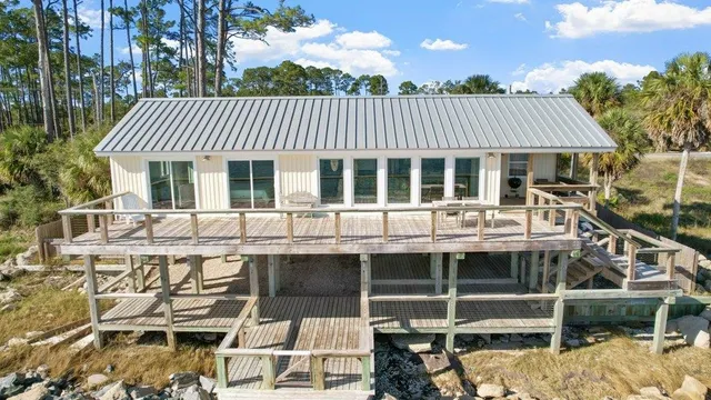 $699,900 | 2120 Highway 98 West, Carrabelle, FL 32322