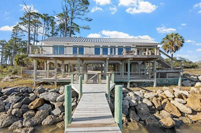 $699,900 | 2120 Highway 98 West, Carrabelle, FL 32322