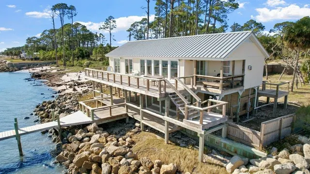 $699,900 | 2120 Highway 98 West, Carrabelle, FL 32322