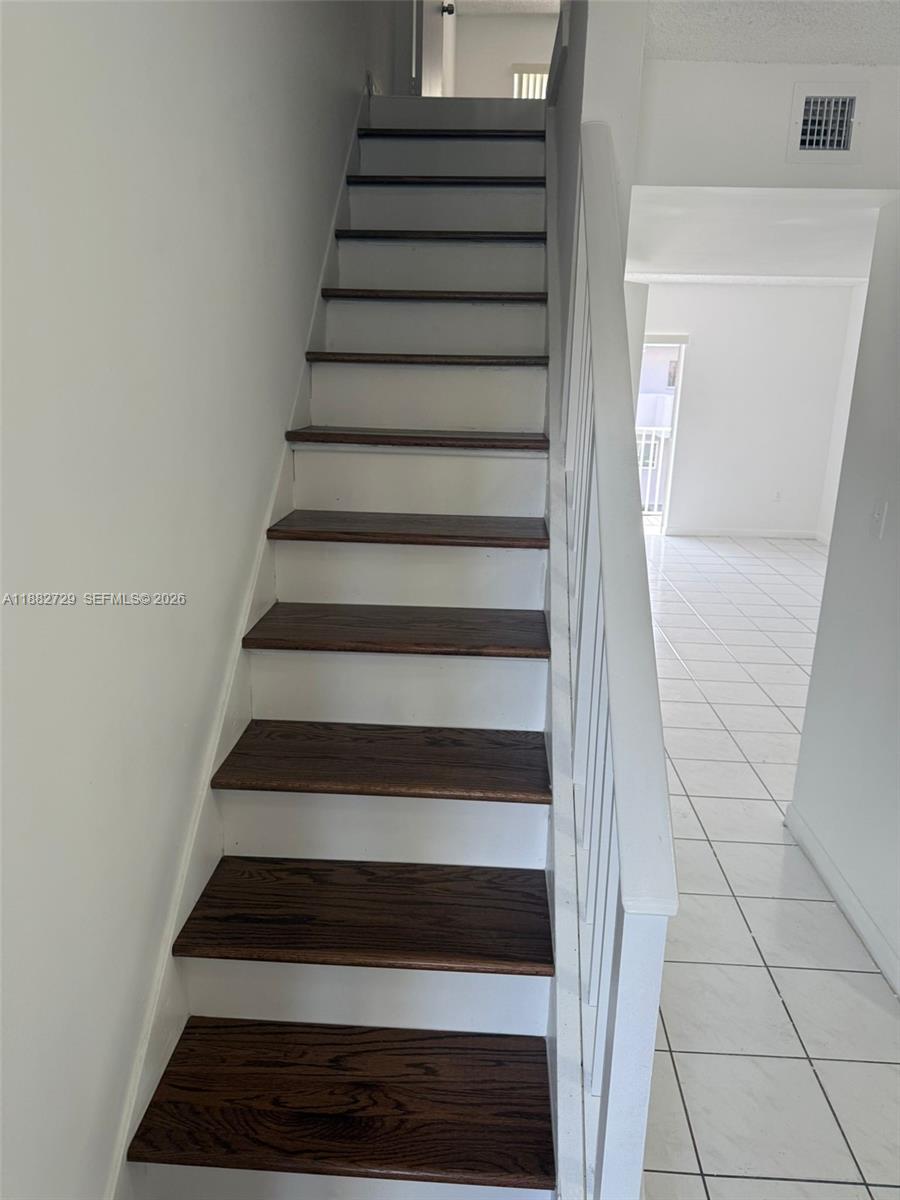 2680 West 76th Street, Unit 204 Hialeah, FL 33016 - Photo 4 of 14 a view of entryway