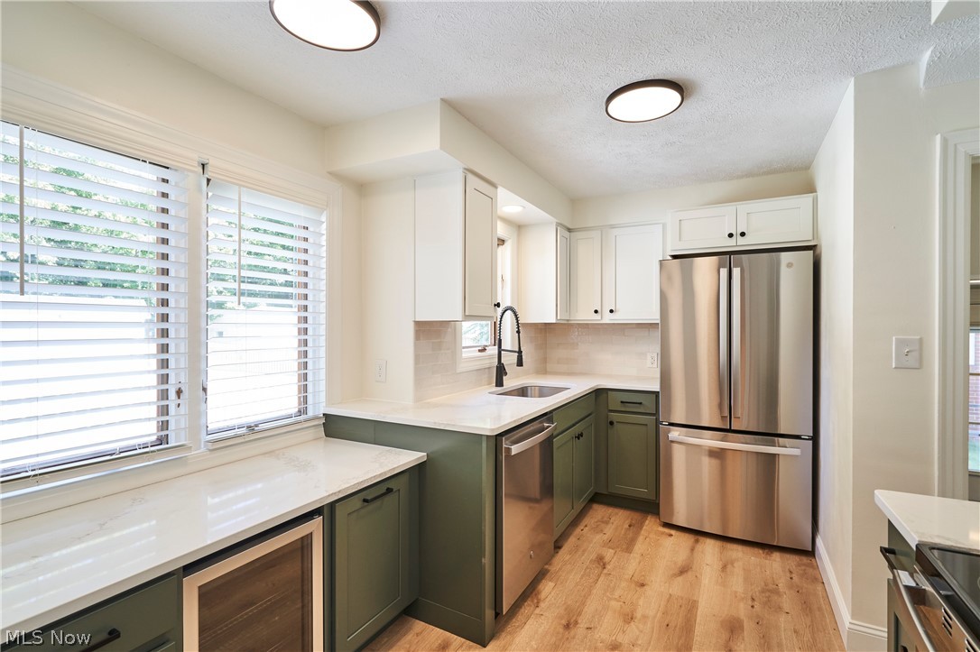 5215 Mayview Road Lyndhurst, OH 44124 - Photo 7 of 27 Gallery Image 7