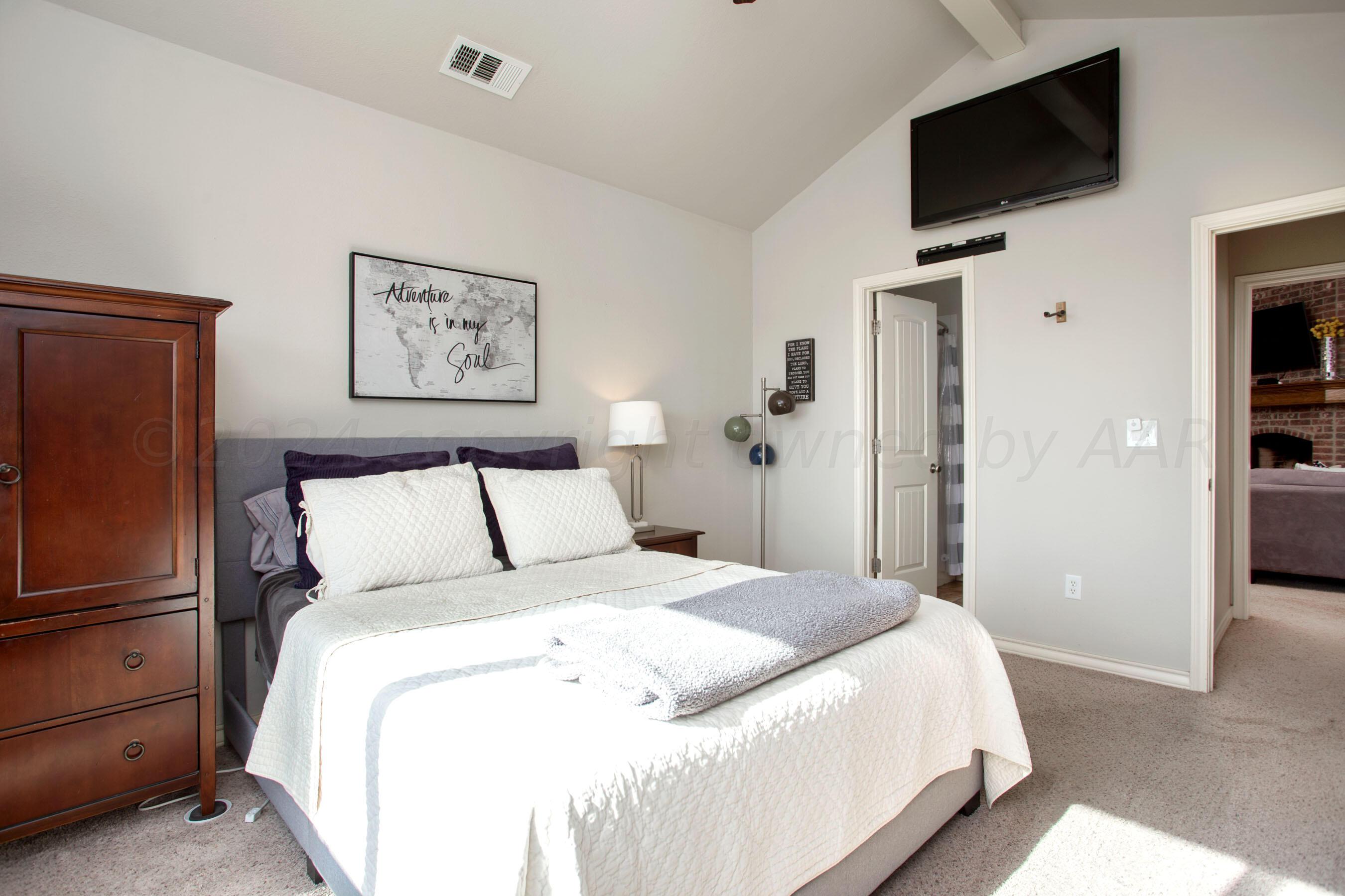 18500 Morning Star Road Bushland, TX 79124 - Photo 33 of 47 Bedroom 4 w:full bathroom