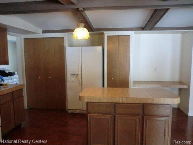 1962 Kilburn Road West Rochester, MI 48306 - Photo 6 of 17 Kitchen.