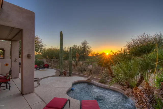 $8,000 | 32962 North 71st Street, Scottsdale, AZ 85266