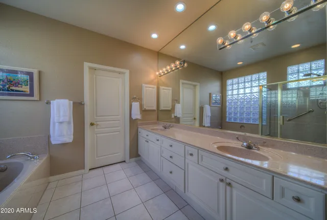 $8,000 | 32962 North 71st Street, Scottsdale, AZ 85266