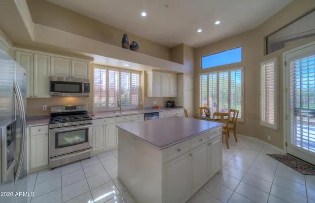 $8,000 | 32962 North 71st Street, Scottsdale, AZ 85266