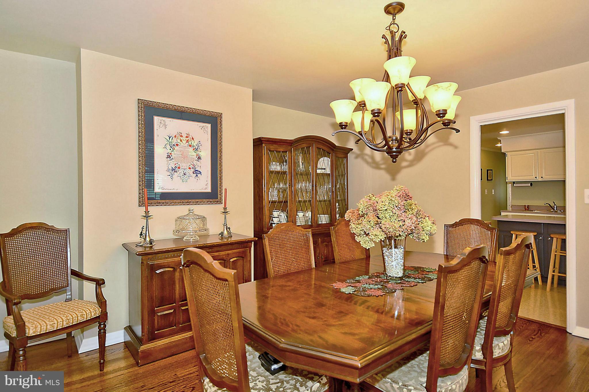904 Breezewick Road Towson, MD 21286 - Photo 10 of 30 Dining Room has plenty of space