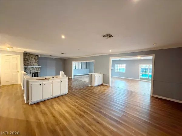 $3,795 | 2010 East Pebble Road, Las Vegas, NV 89123
