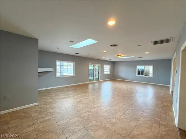 $3,795 | 2010 East Pebble Road, Las Vegas, NV 89123