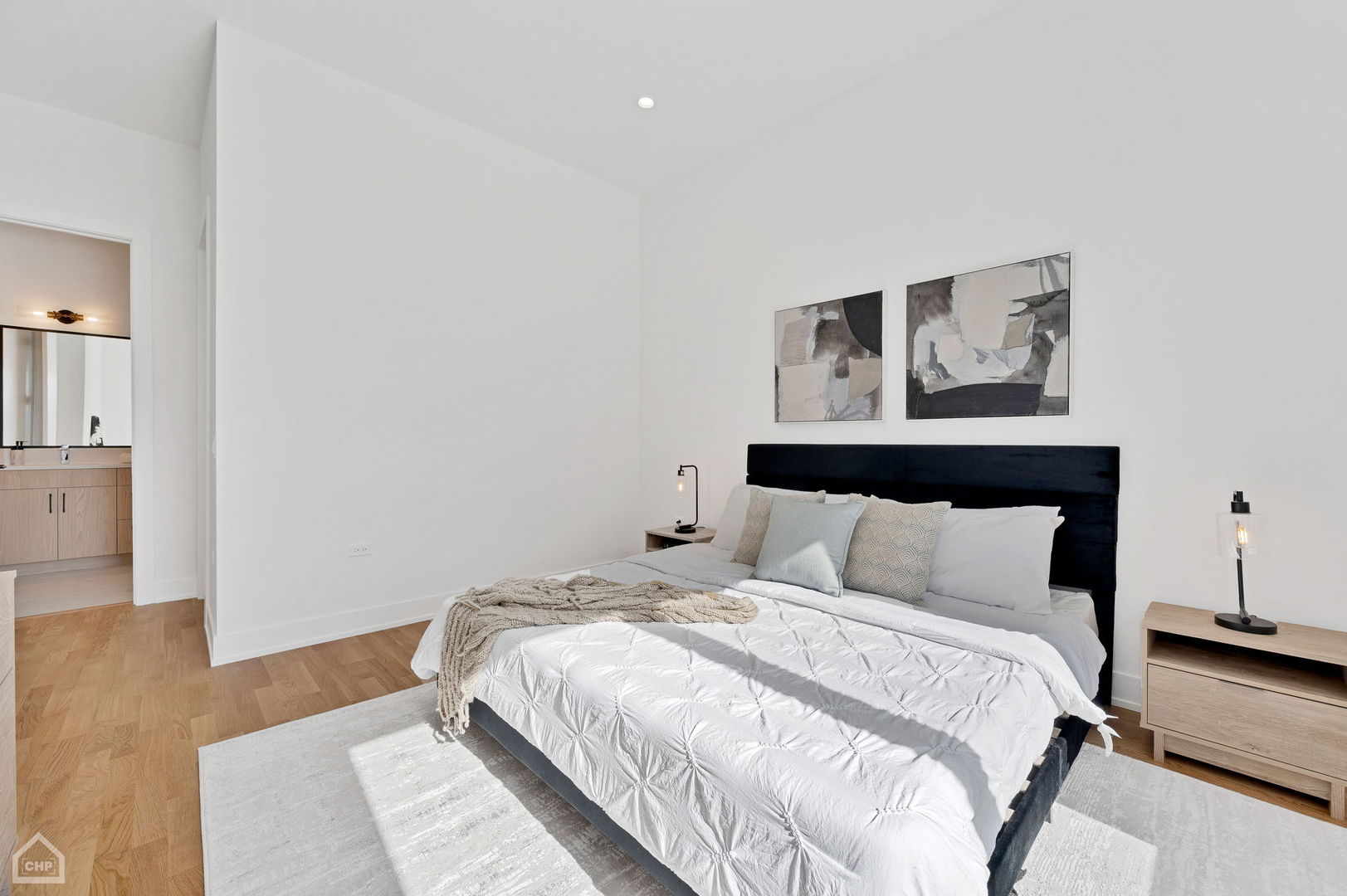 2127 West Madison Street, Unit 404 Chicago, IL 60612 - Photo 15 of 38