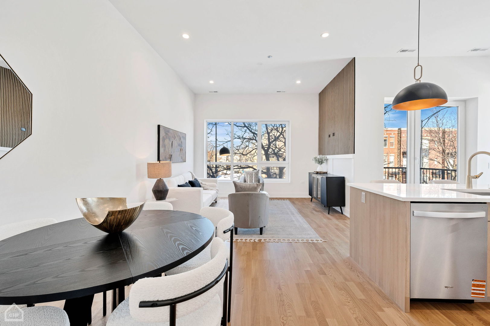 2127 West Madison Street, Unit 404 Chicago, IL 60612 - Photo 24 of 38