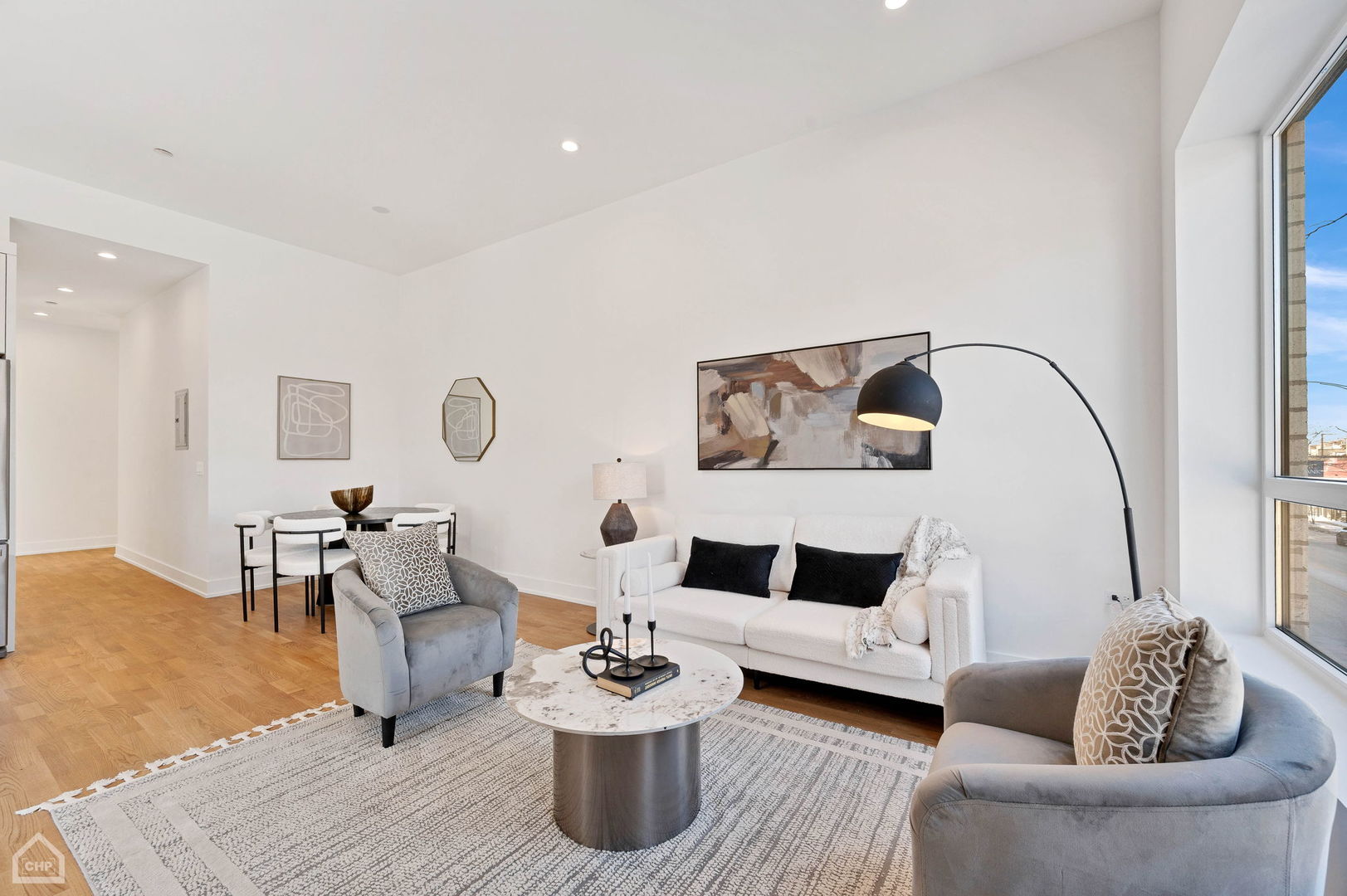 2127 West Madison Street, Unit 404 Chicago, IL 60612 - Photo 4 of 38