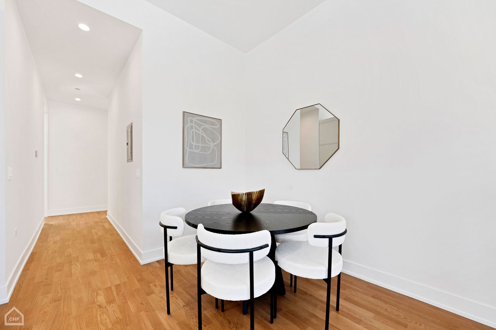 2127 West Madison Street, Unit 404 Chicago, IL 60612 - Photo 6 of 38