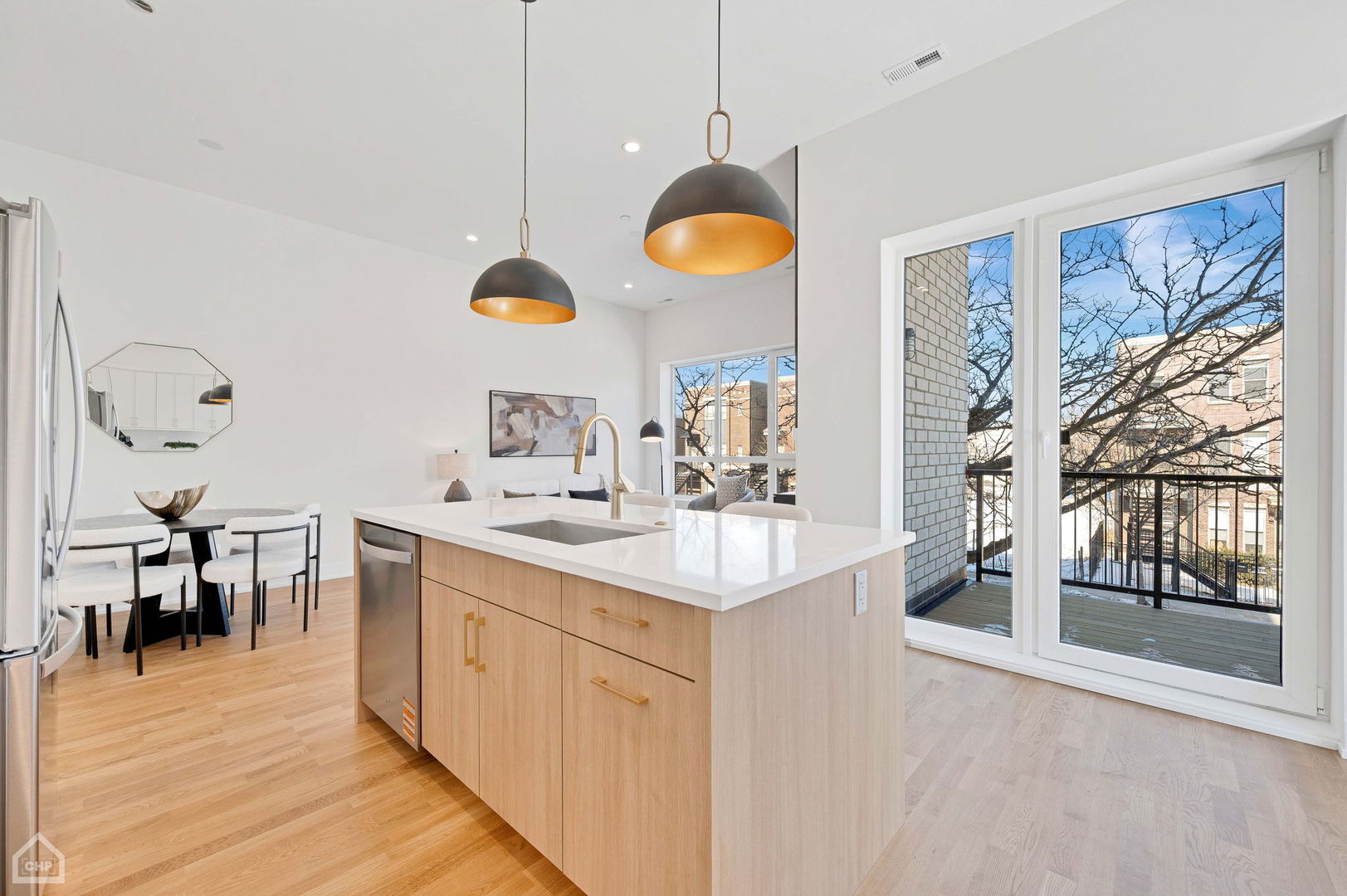 2127 West Madison Street, Unit 404 Chicago, IL 60612 - Photo 10 of 38