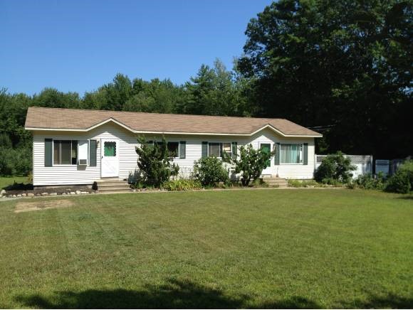4 Coopers Grove Road Kingston, NH 03848 - Photo 1 of 1