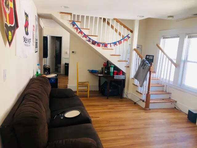 $7,000 | 18 Stockwell Street, Unit 18, Boston, MA 02120