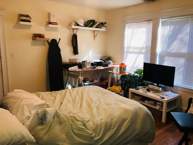 $7,000 | 18 Stockwell Street, Unit 18, Boston, MA 02120