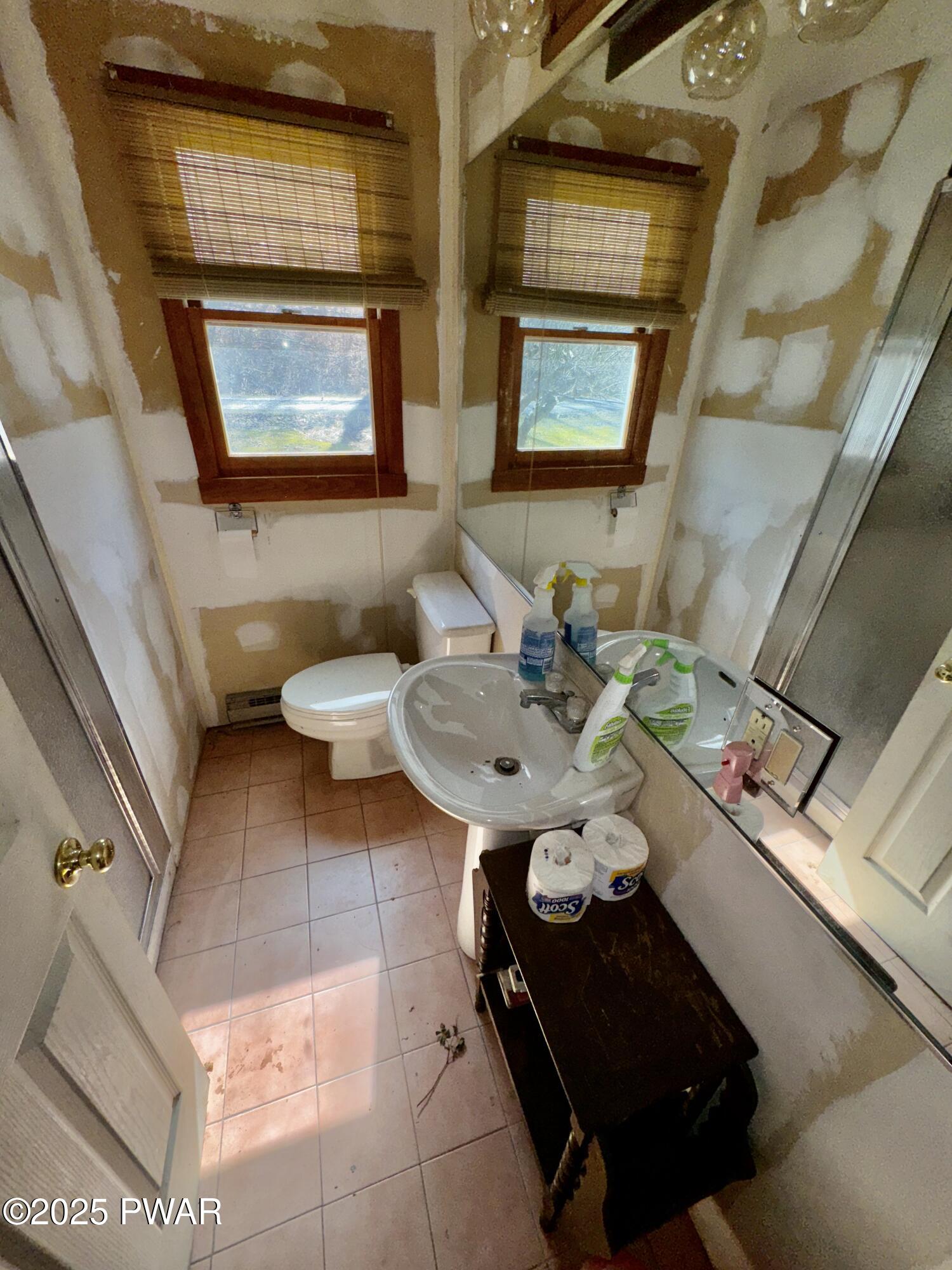 76 South Shore Road Pleasant Mount, PA 18453 - Photo 17 of 30 Full bathroom