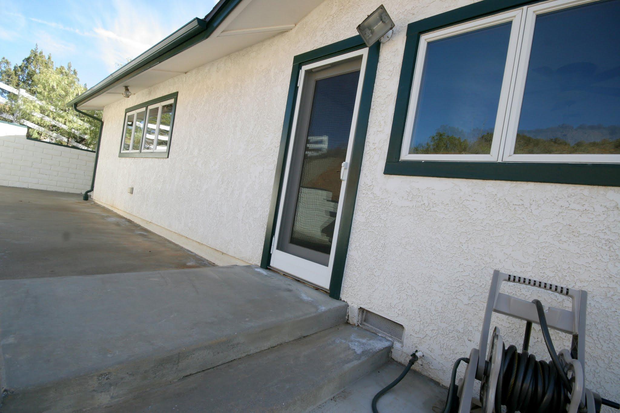 34421 Red Rover Mine Road Acton, CA 93510 - Photo 42 of 52 a view of a hallway with entryway