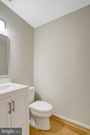 $715,500 | 8523 Lakinhurst Lane, Springfield, VA 22152