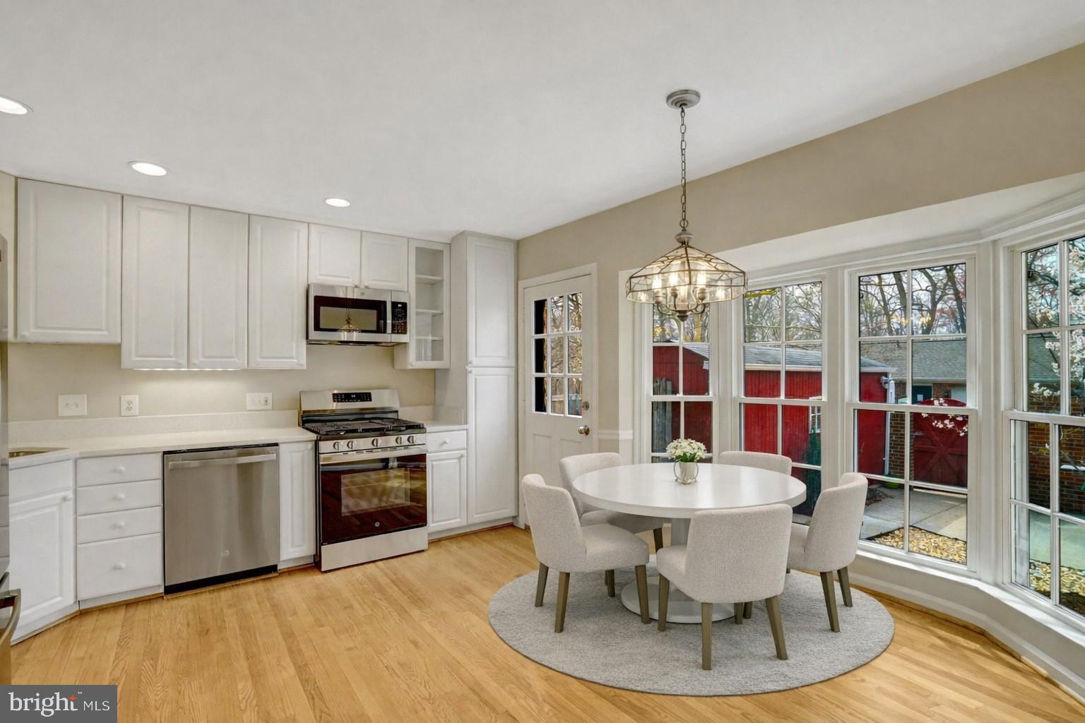 8523 Lakinhurst Lane Springfield, VA 22152 - Photo 22 of 76 Virtually staged