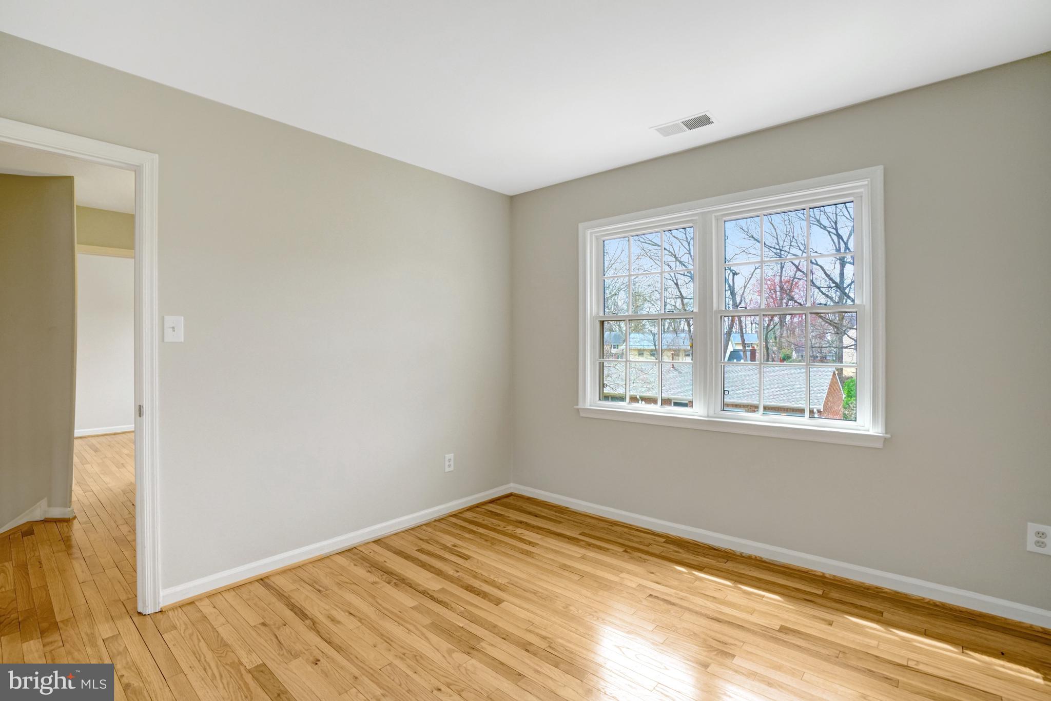 8523 Lakinhurst Lane Springfield, VA 22152 - Photo 44 of 76 Bedroom 3