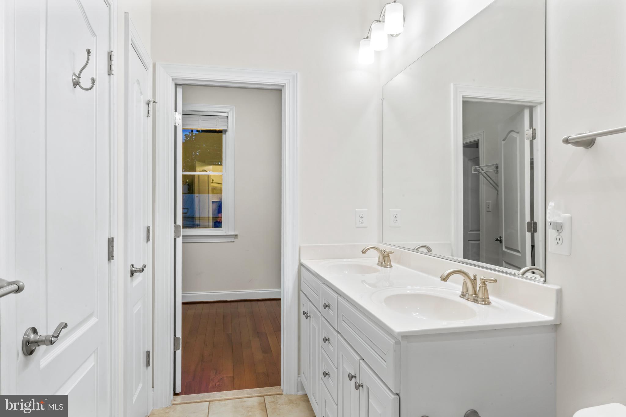 24 Maxwell Square Frederick, MD 21701 - Photo 36 of 55