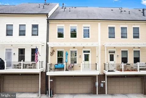 $650,000 | 24 Maxwell Square, Frederick, MD 21701