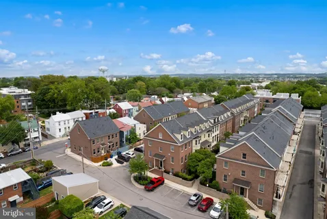 $650,000 | 24 Maxwell Square, Frederick, MD 21701