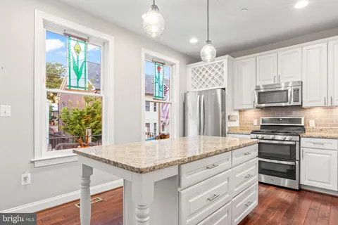 $650,000 | 24 Maxwell Square, Frederick, MD 21701