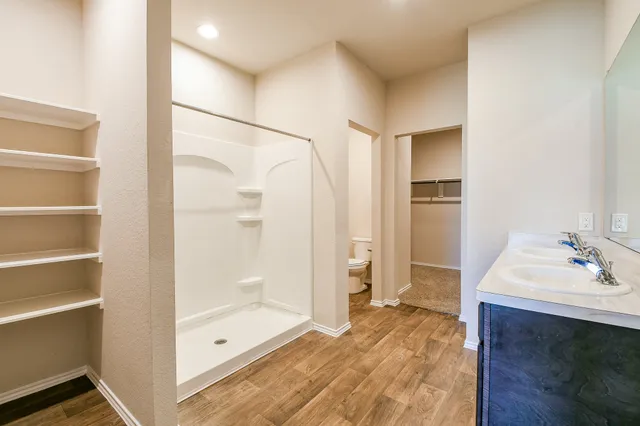 $1,895 | 16744 Lonely Pines Drive, Conroe, TX 77302