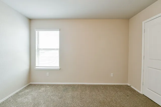 $1,895 | 16744 Lonely Pines Drive, Conroe, TX 77302