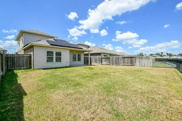 $1,895 | 16744 Lonely Pines Drive, Conroe, TX 77302