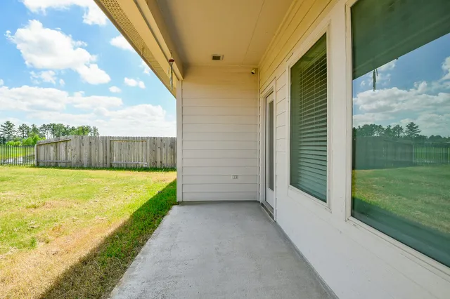 $1,895 | 16744 Lonely Pines Drive, Conroe, TX 77302