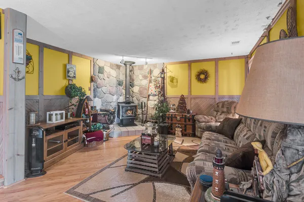 $749,900 | 7596 Wadding Drive, Onsted, MI 49265
