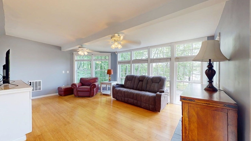 38 Island Road Holland, MA 01521 - Photo 6 of 42