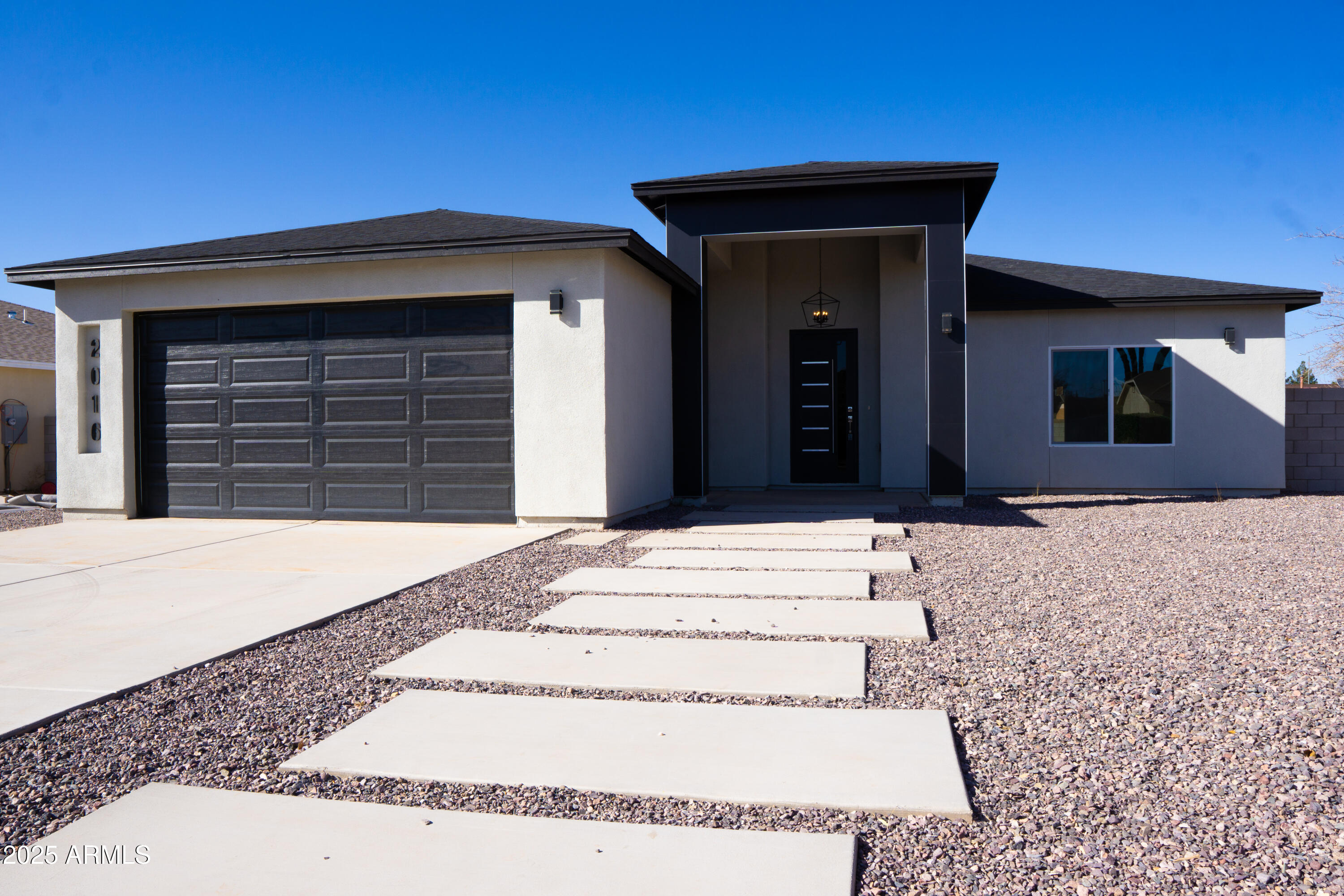 2016 East 13th Street Douglas, AZ 85607 - Photo 8 of 31 DSC08514