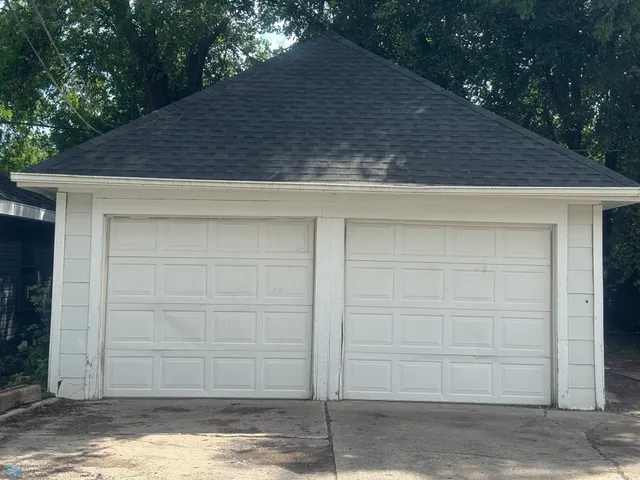 $210,000 | 1109 10th Street North, Fargo, ND 58102