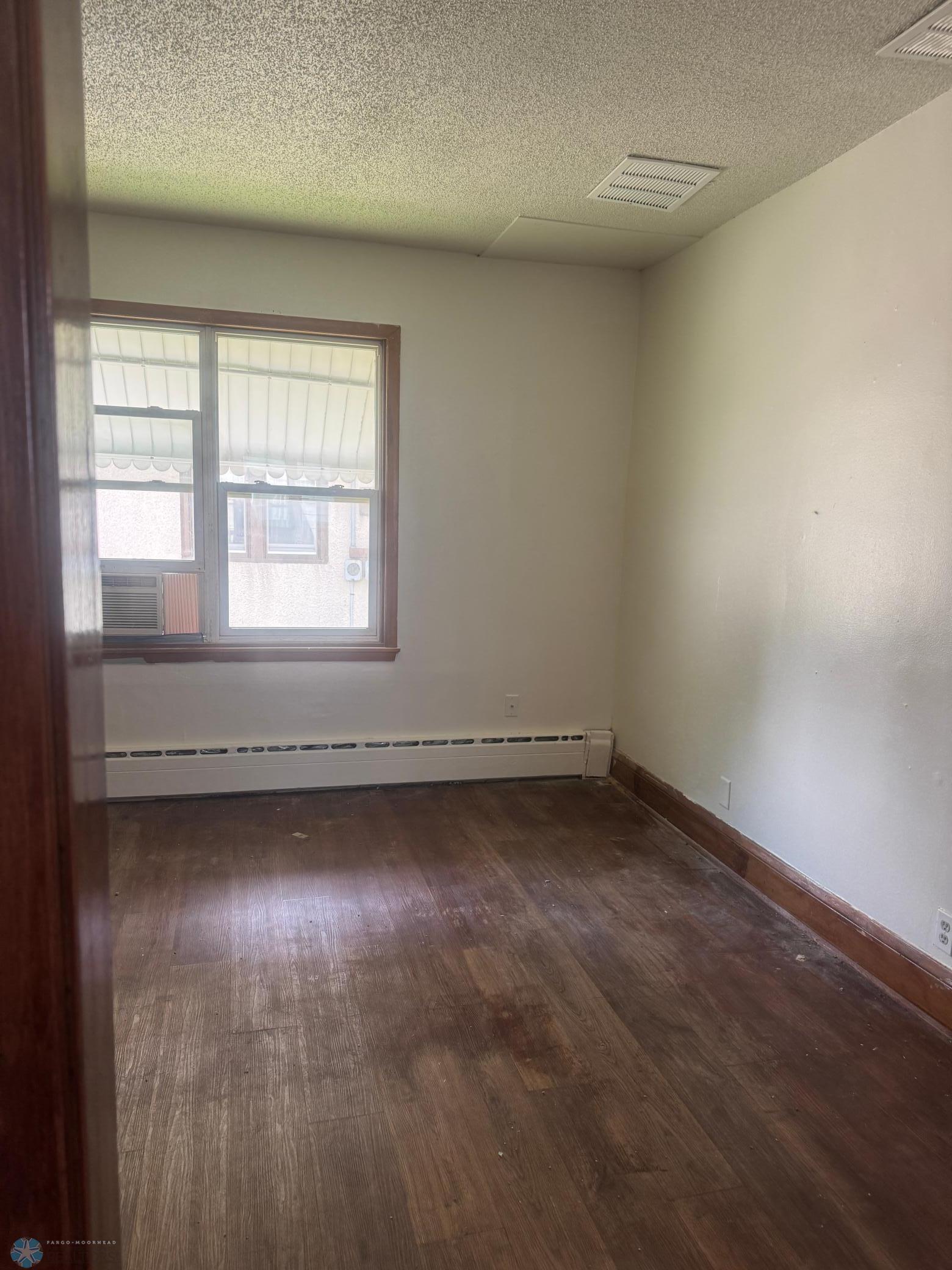 1109 10th Street North Fargo, ND 58102 - Photo 2 of 19