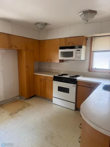 $210,000 | 1109 10th Street North, Fargo, ND 58102