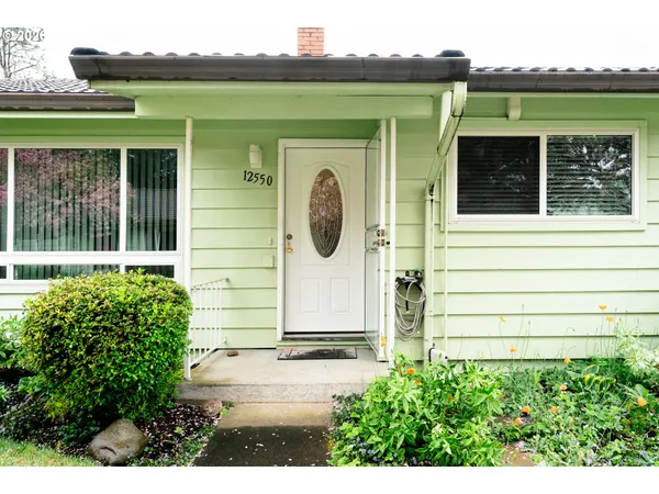 $230,000 | 12550 Southeast Main Street, Portland, OR 97233