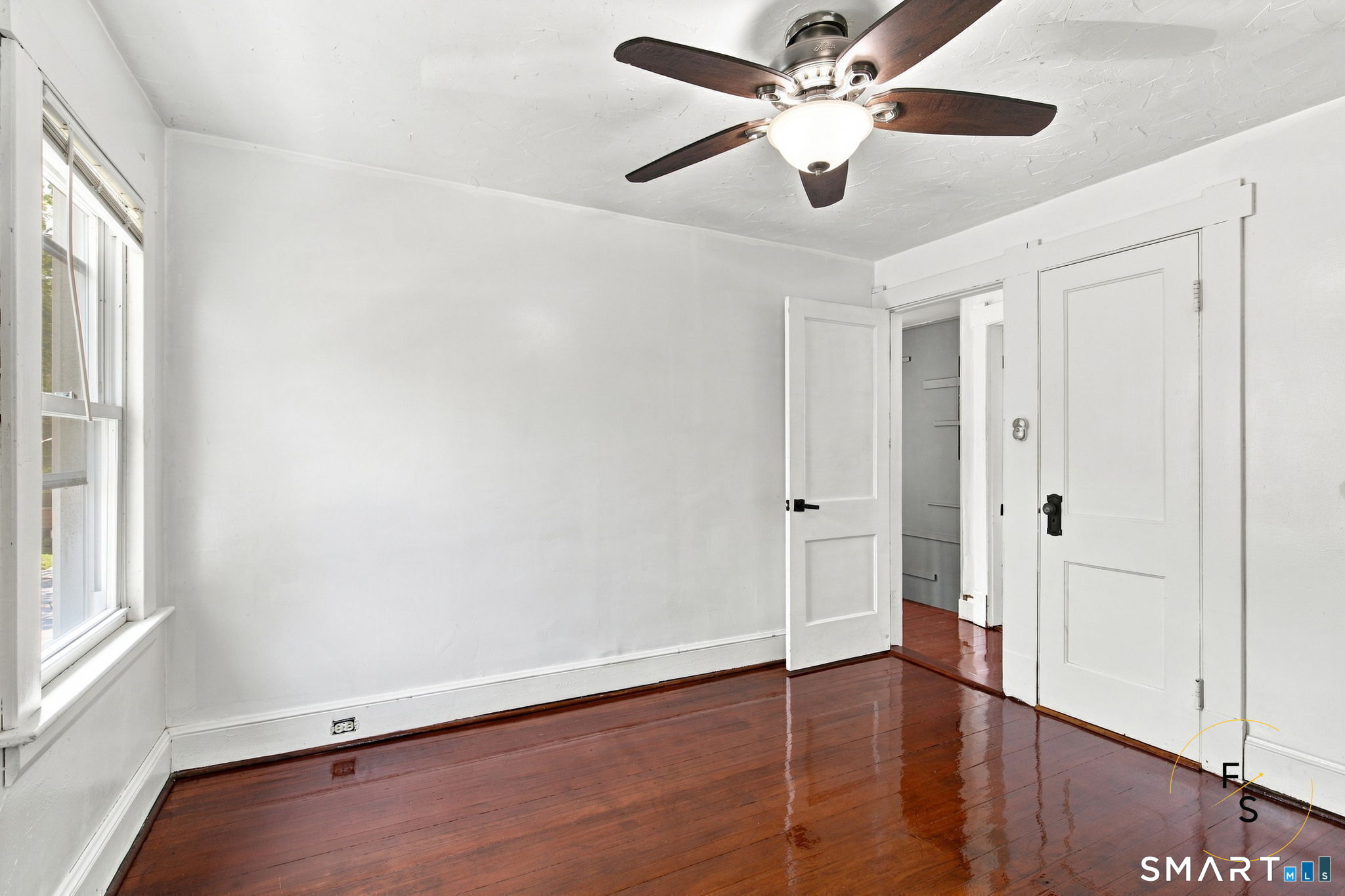 315 Frost Road Waterbury, CT 06705 - Photo 20 of 31 Gallery Image 20