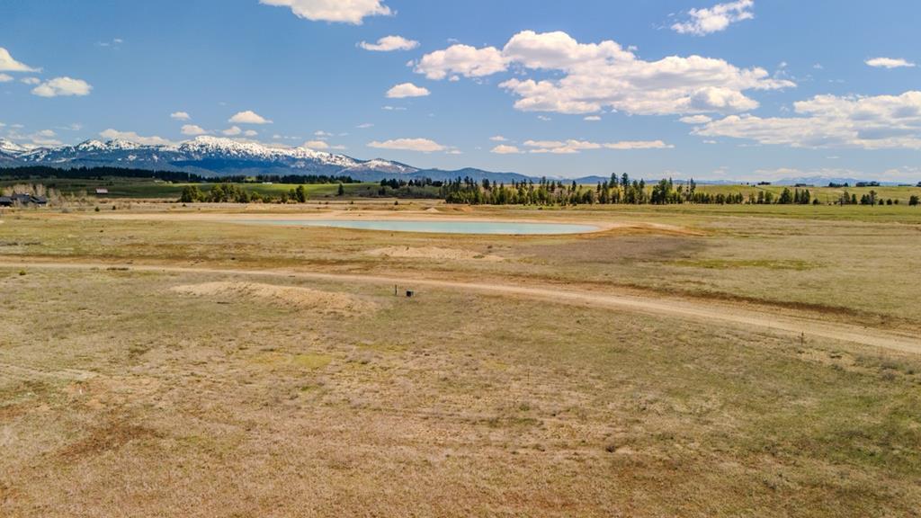 17 Rawhide Loop, Unit 17 McCall, ID 83638 - Photo 3 of 8